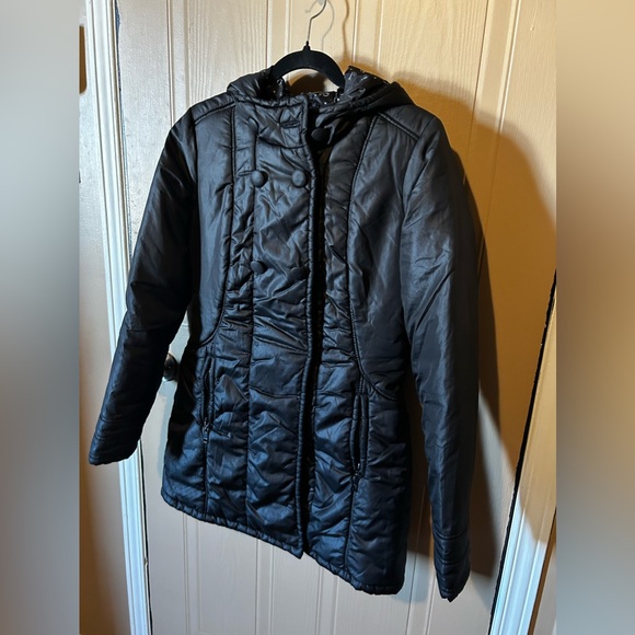 Guess Winter jacket/coat - Picture 3 of 5